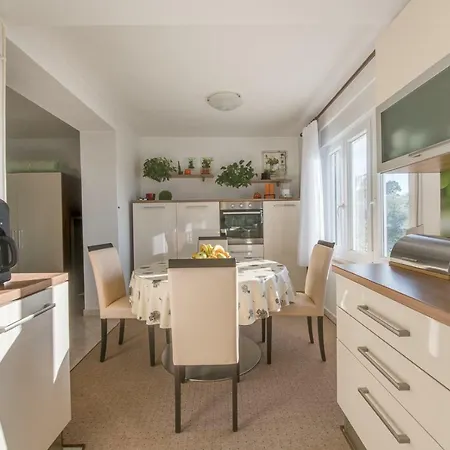 Apartment Fiorela