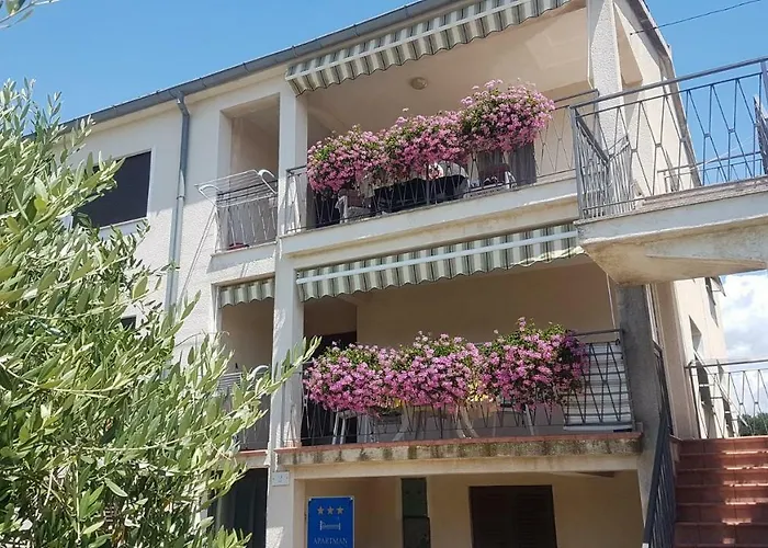 Fiorela Ρόβινι