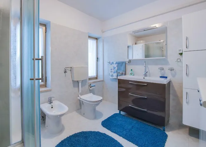 Fiorela Ρόβινι