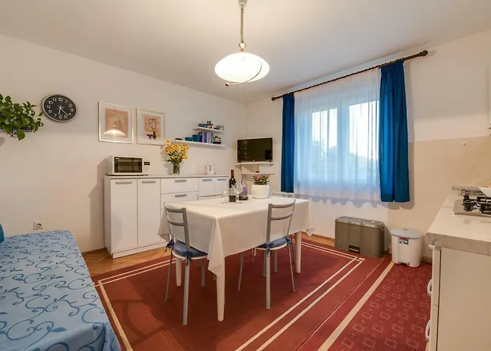 Διαμέρισμα Fiorela Ρόβινι